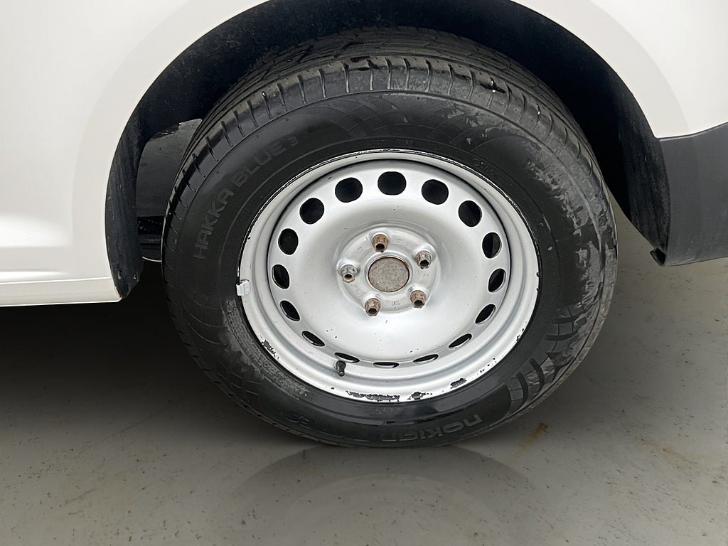 Vehicle Image 27