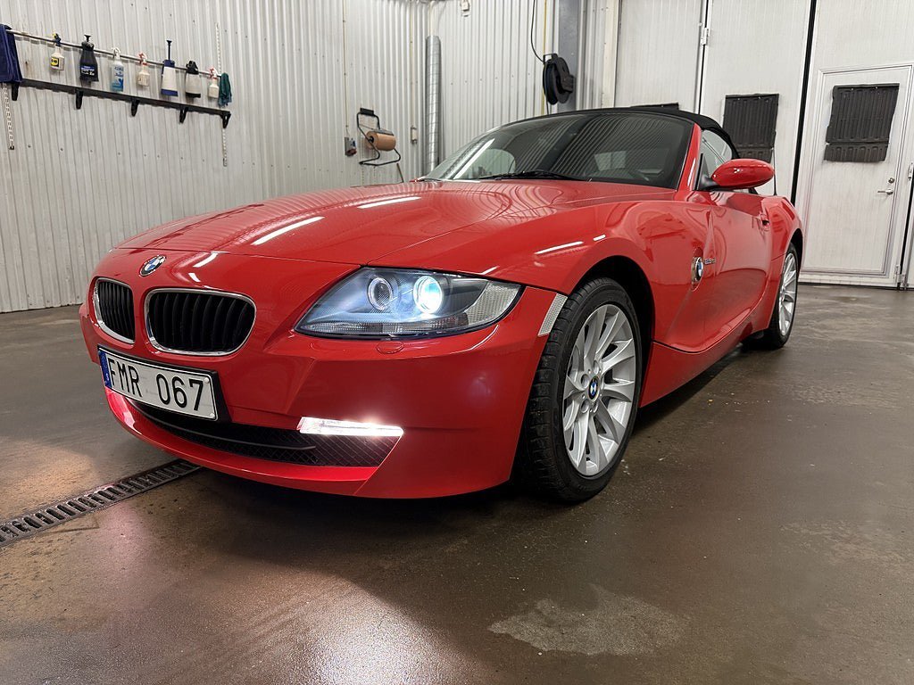 Vehicle Image 7