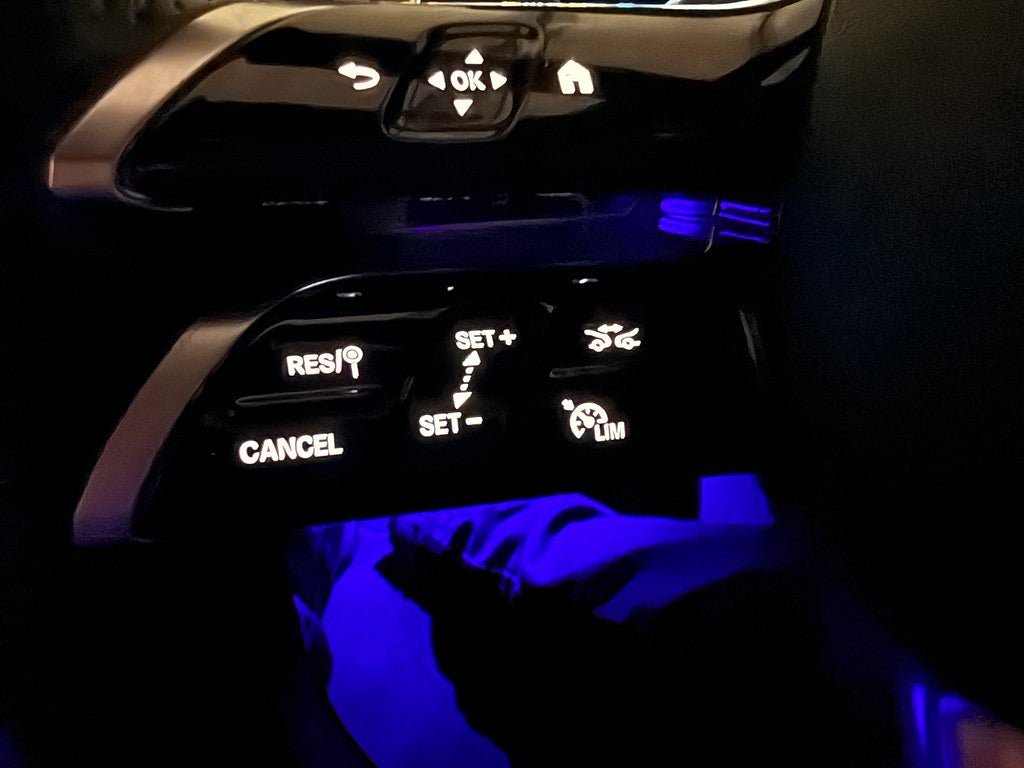 Vehicle Image 23
