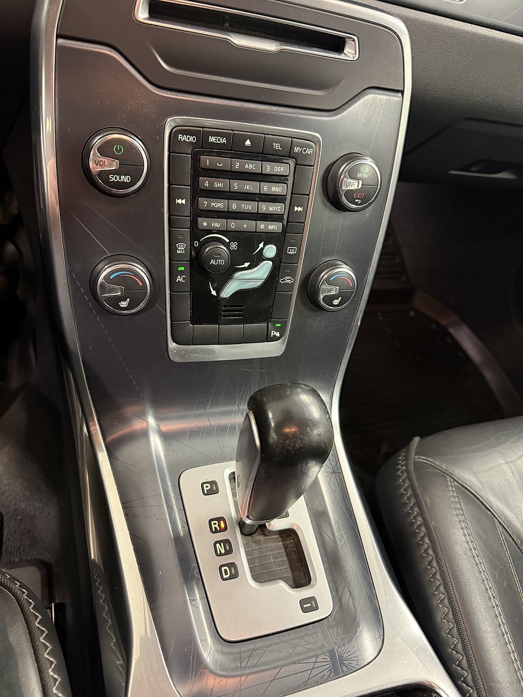 Vehicle Image 20