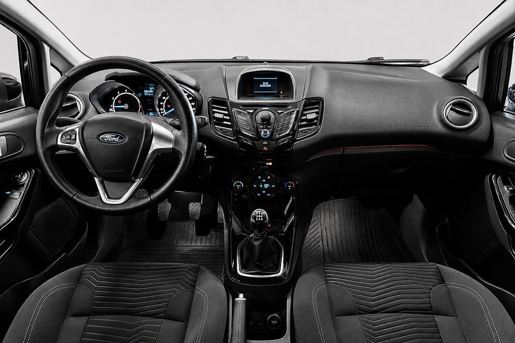 Vehicle Image 10