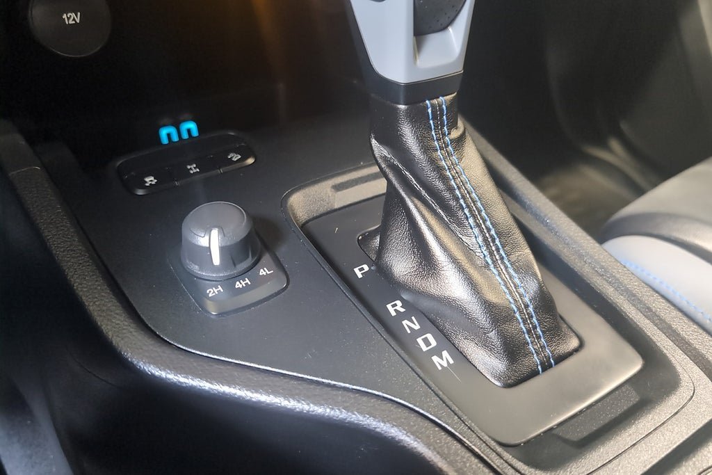 Vehicle Image 13