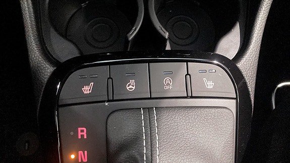 Vehicle Image 17