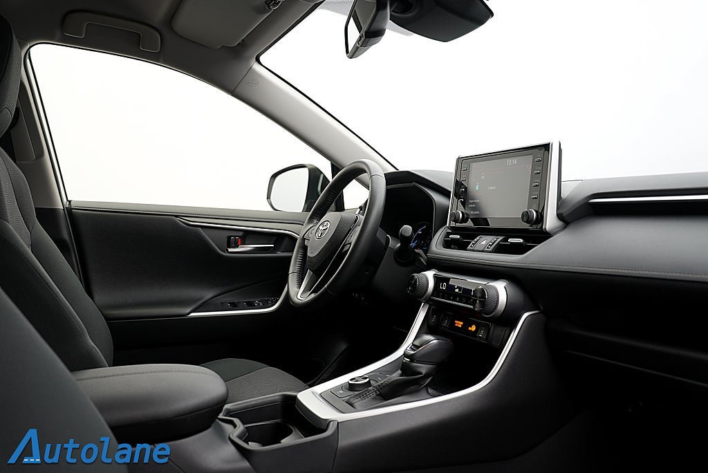 Vehicle Image 16