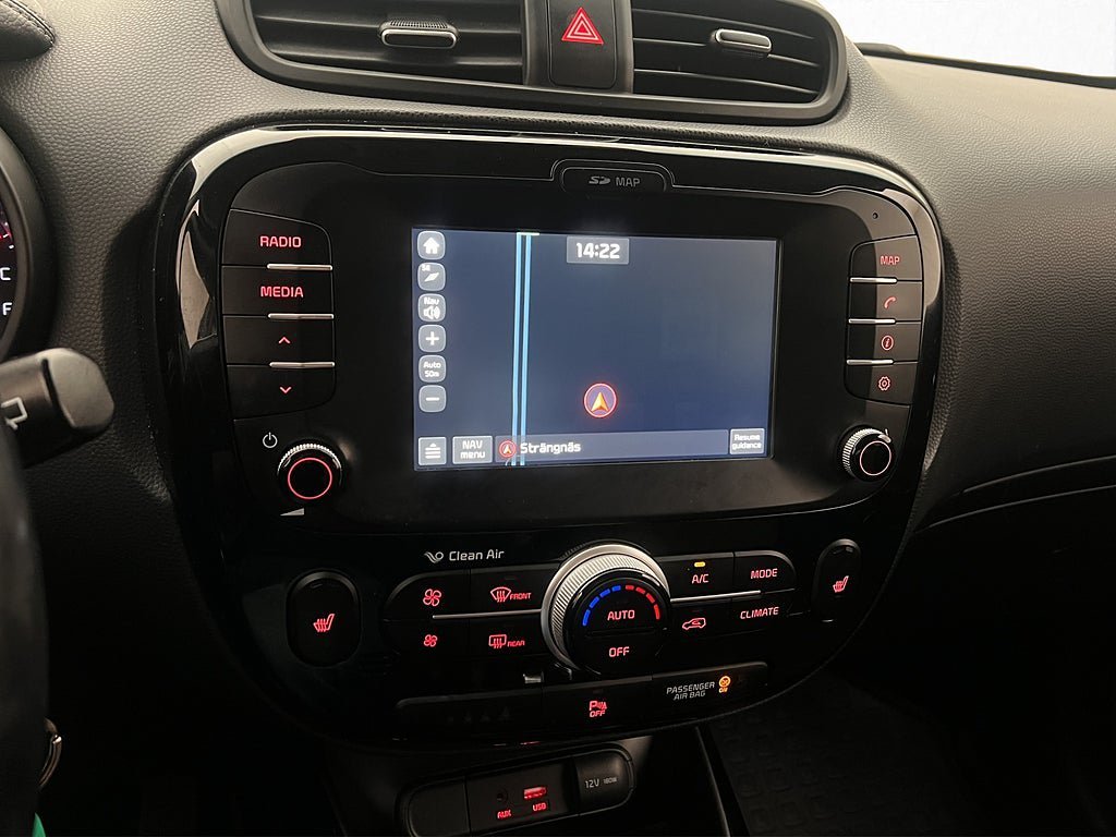 Vehicle Image 24