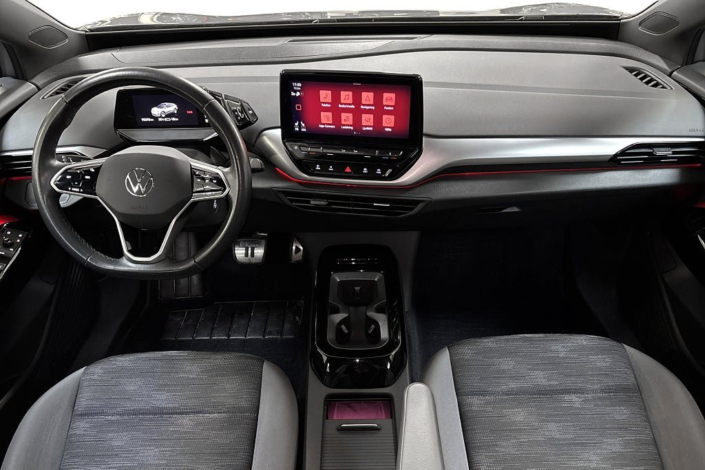 Vehicle Image 11