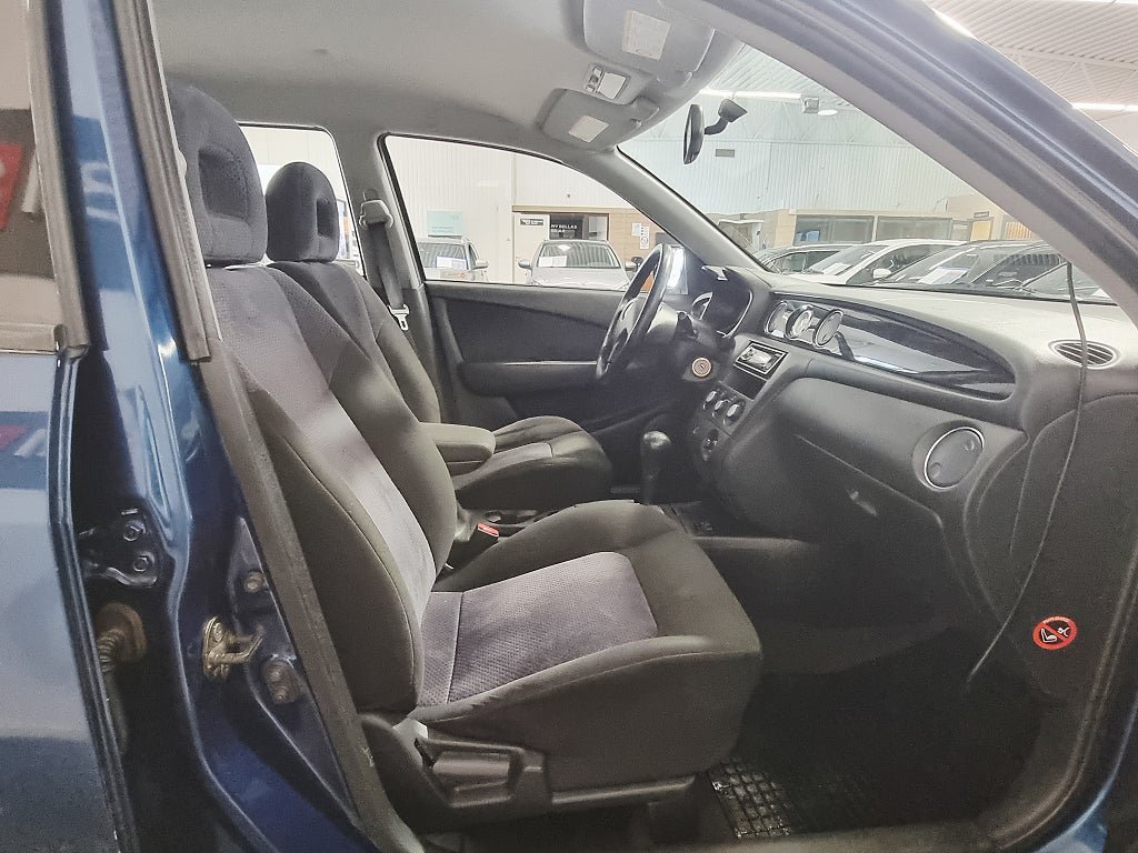 Vehicle Image 18