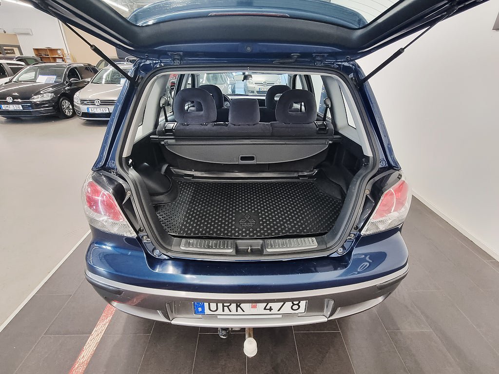 Vehicle Image 23
