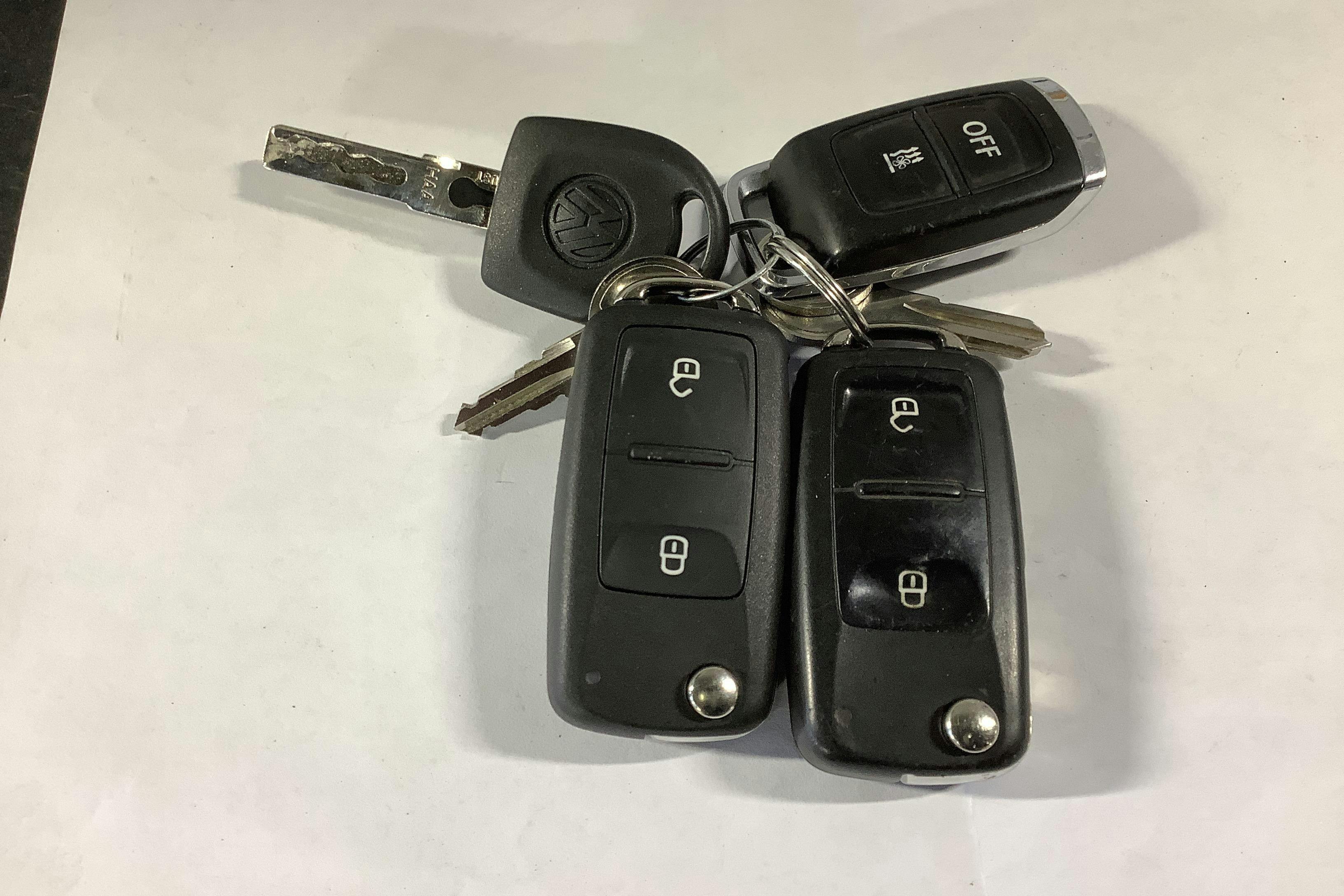 Vehicle Image 15