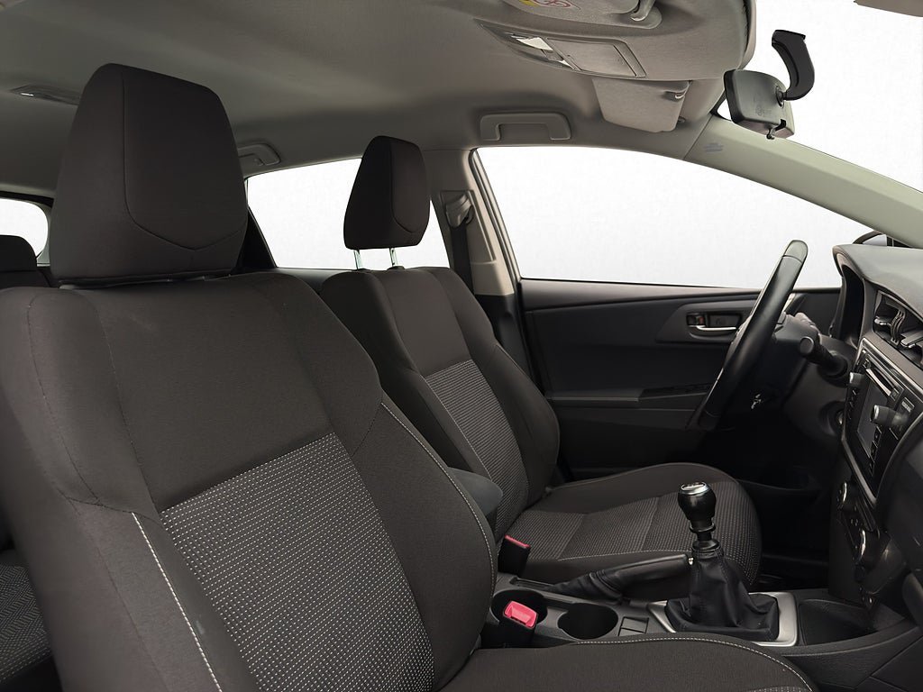 Vehicle Image 23