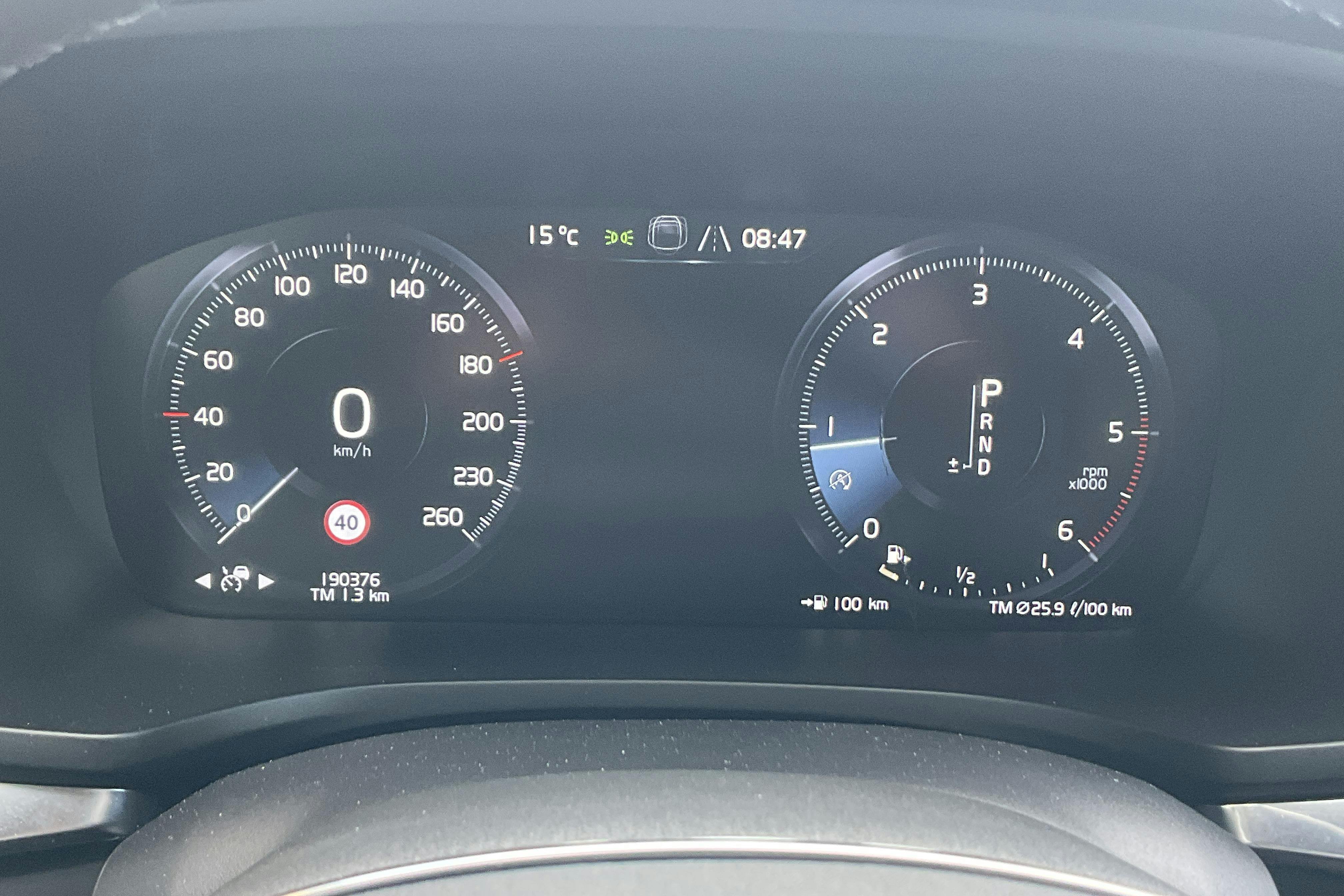 Vehicle Image 10