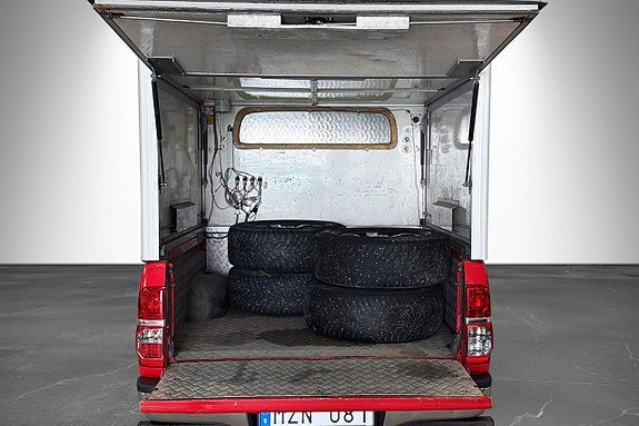 Vehicle Image 22