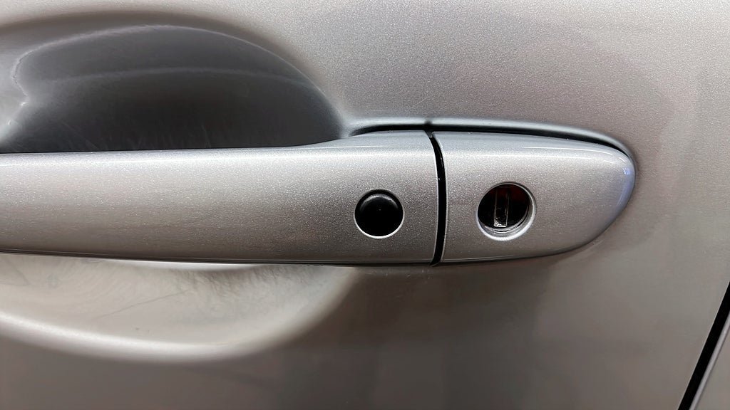 Vehicle Image 24