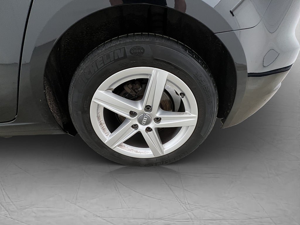 Vehicle Image 31