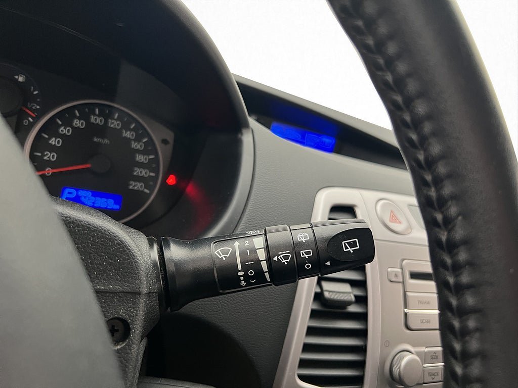 Vehicle Image 18