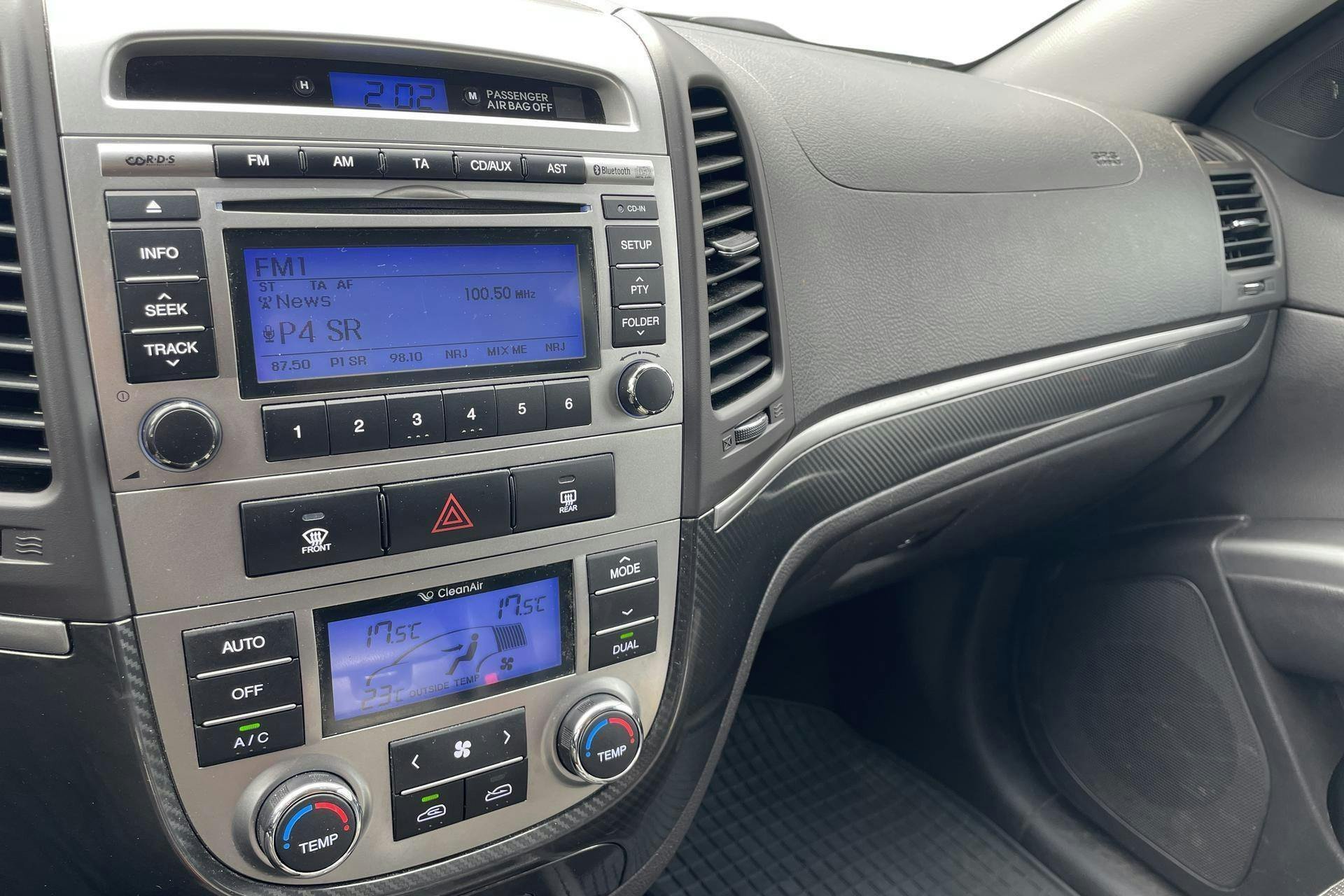Vehicle Image 13
