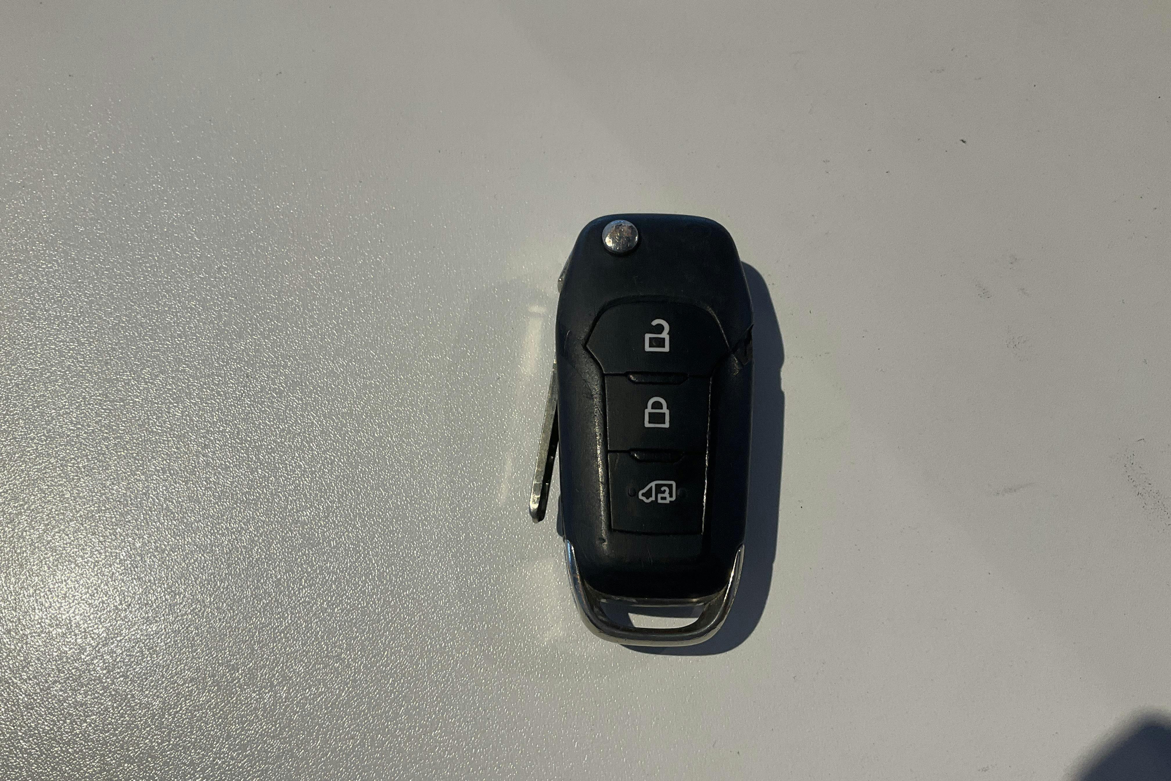 Vehicle Image 15