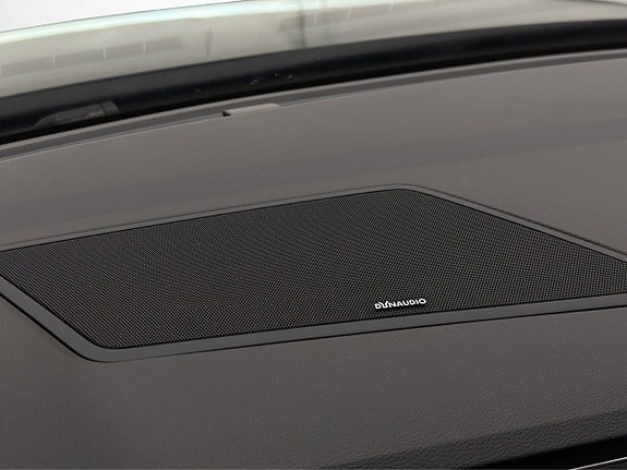 Vehicle Image 28