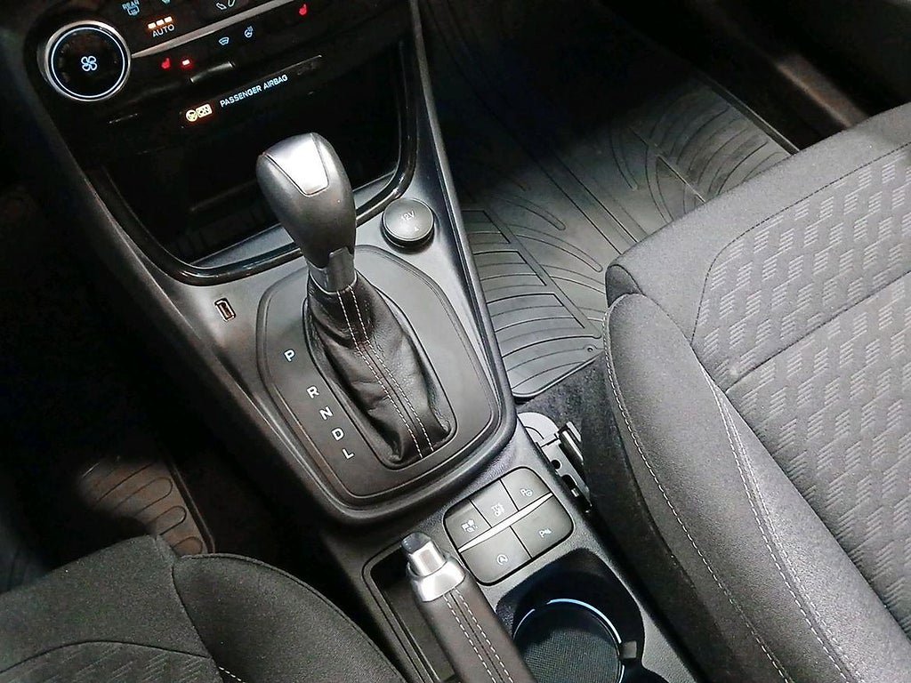 Vehicle Image 17