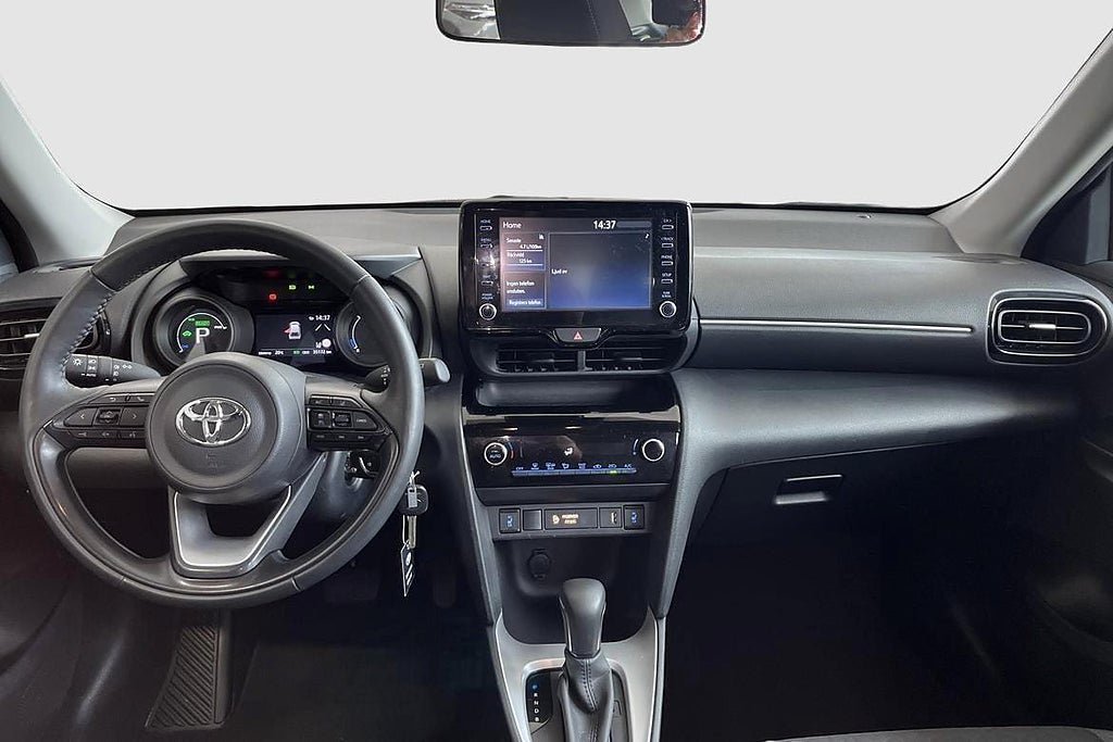 Vehicle Image 10