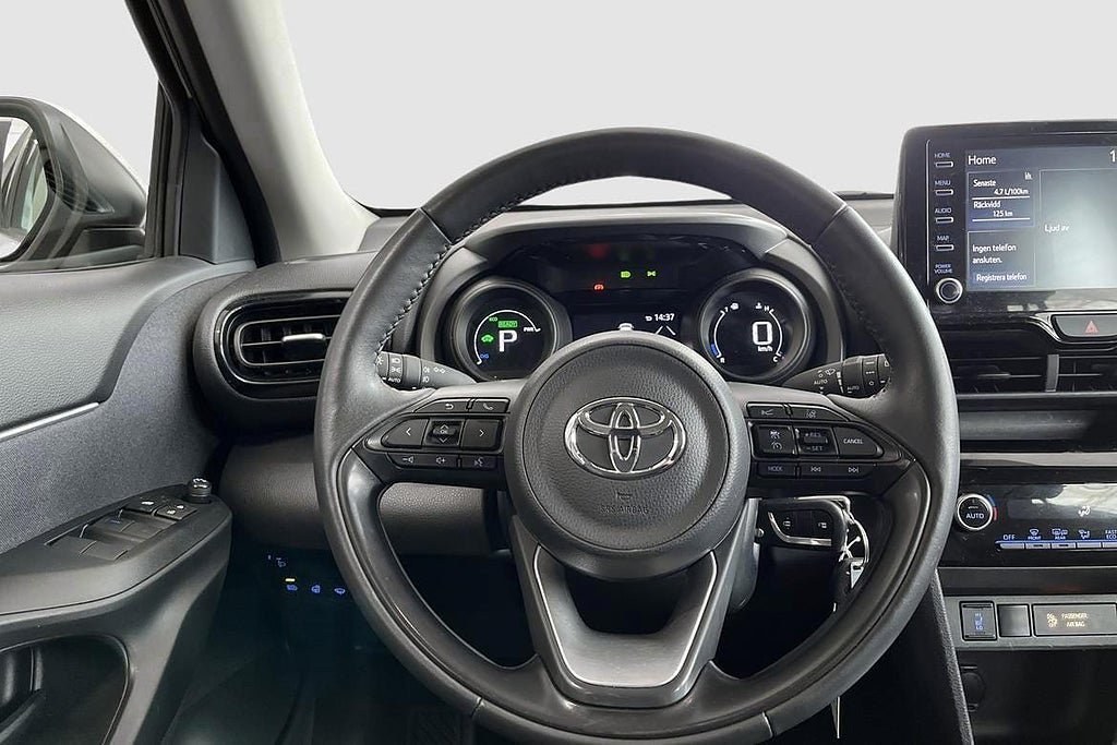 Vehicle Image 11