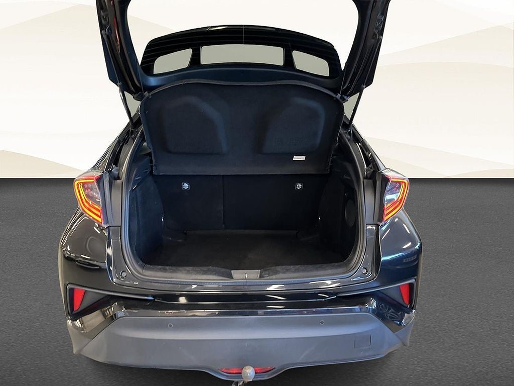 Vehicle Image 13