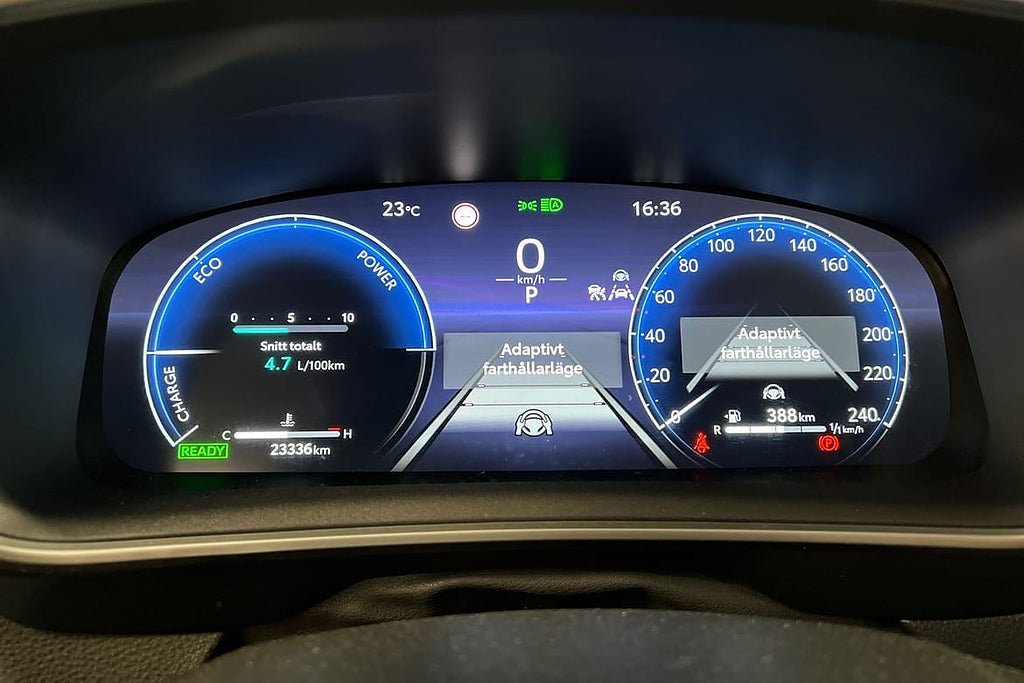 Vehicle Image 16