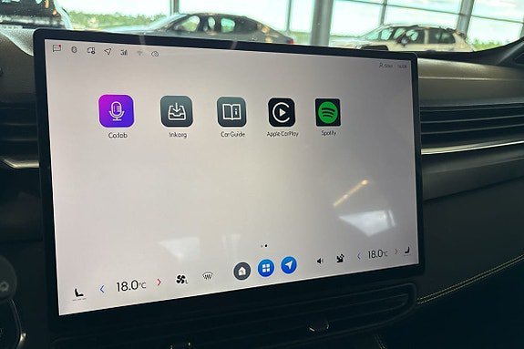 Vehicle Image 24