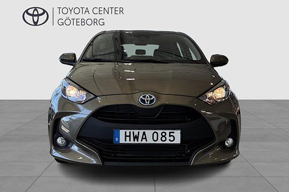 Vehicle Image 7
