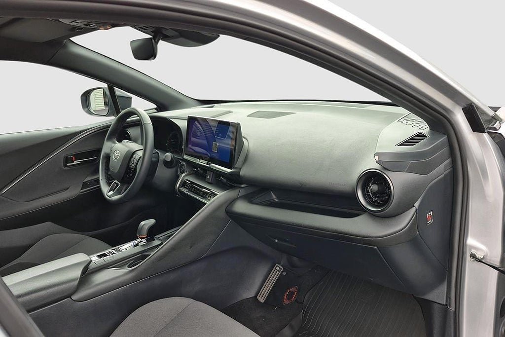 Vehicle Image 7
