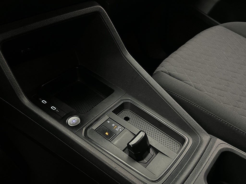 Vehicle Image 23
