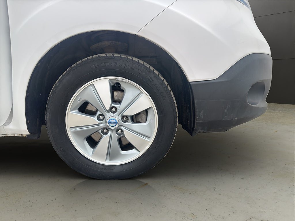 Vehicle Image 31