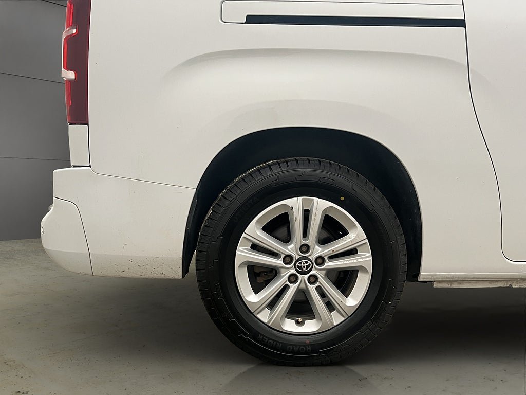 Vehicle Image 31