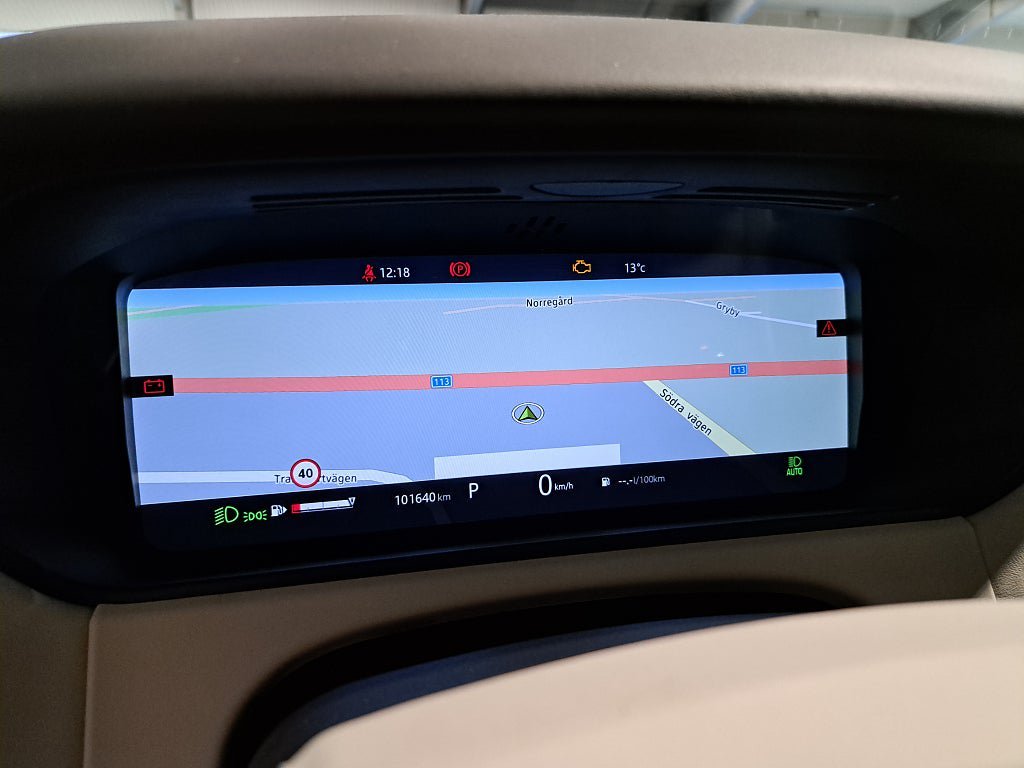 Vehicle Image 17