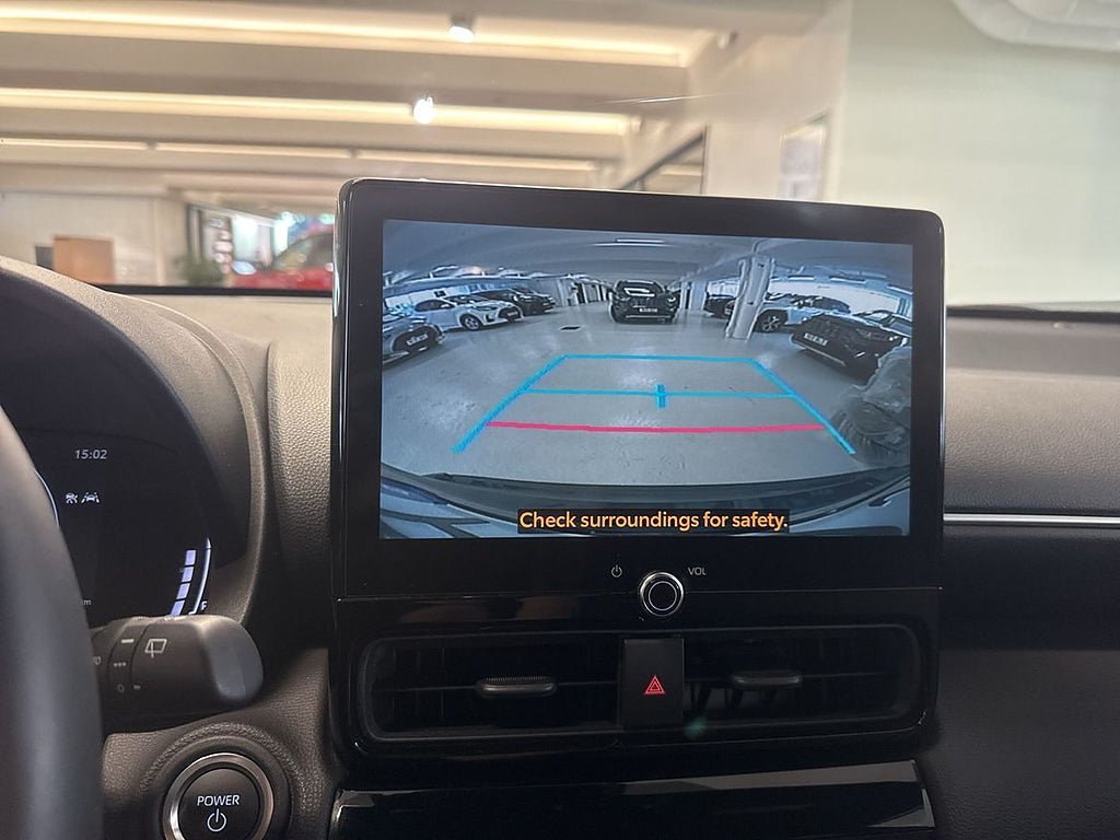 Vehicle Image 12