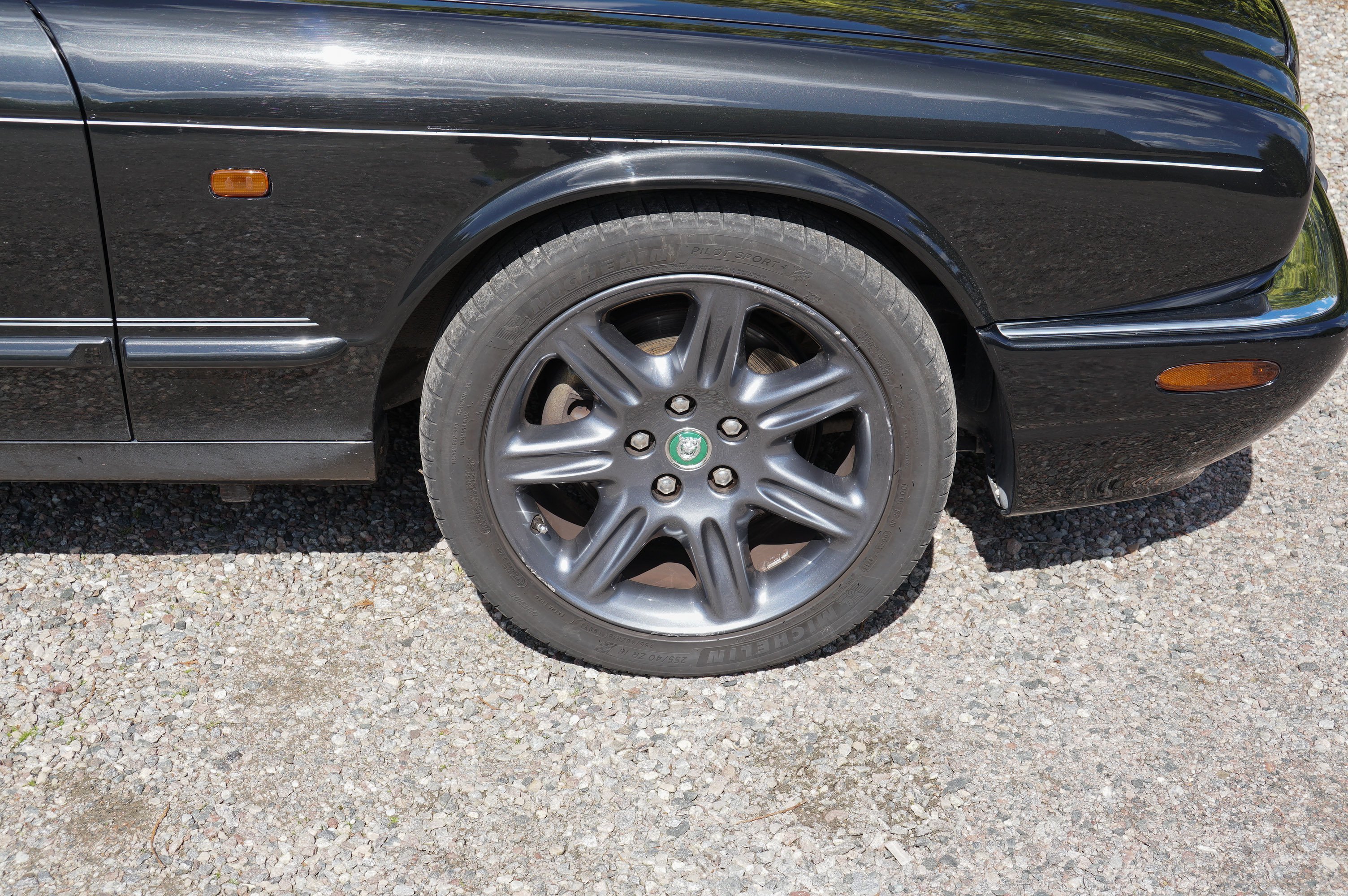 Vehicle Image 31