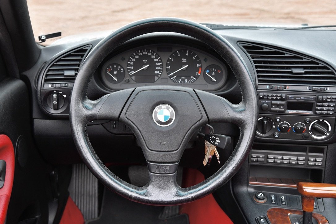 Vehicle Image 22