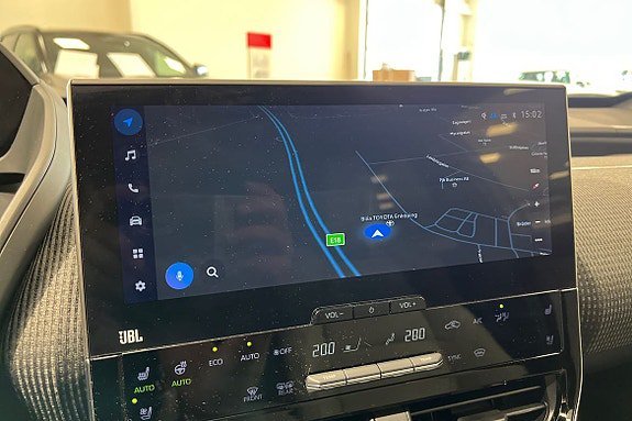 Vehicle Image 15