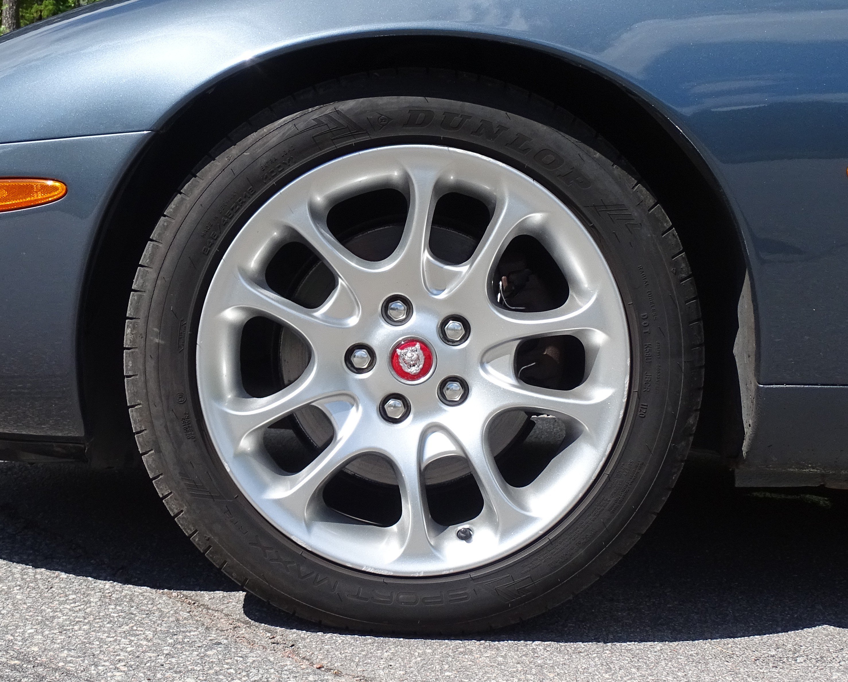 Vehicle Image 24