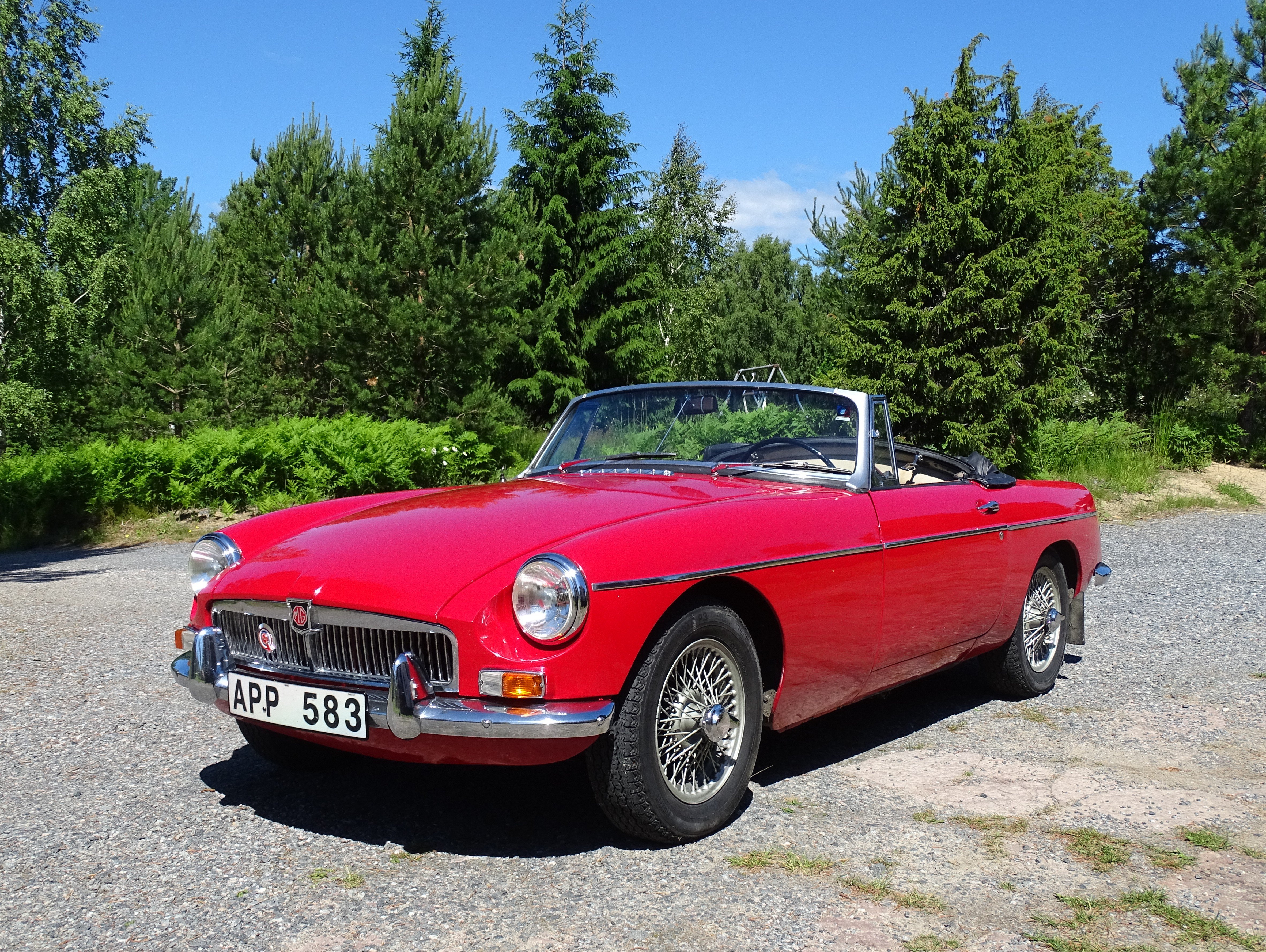 Vehicle Image 23