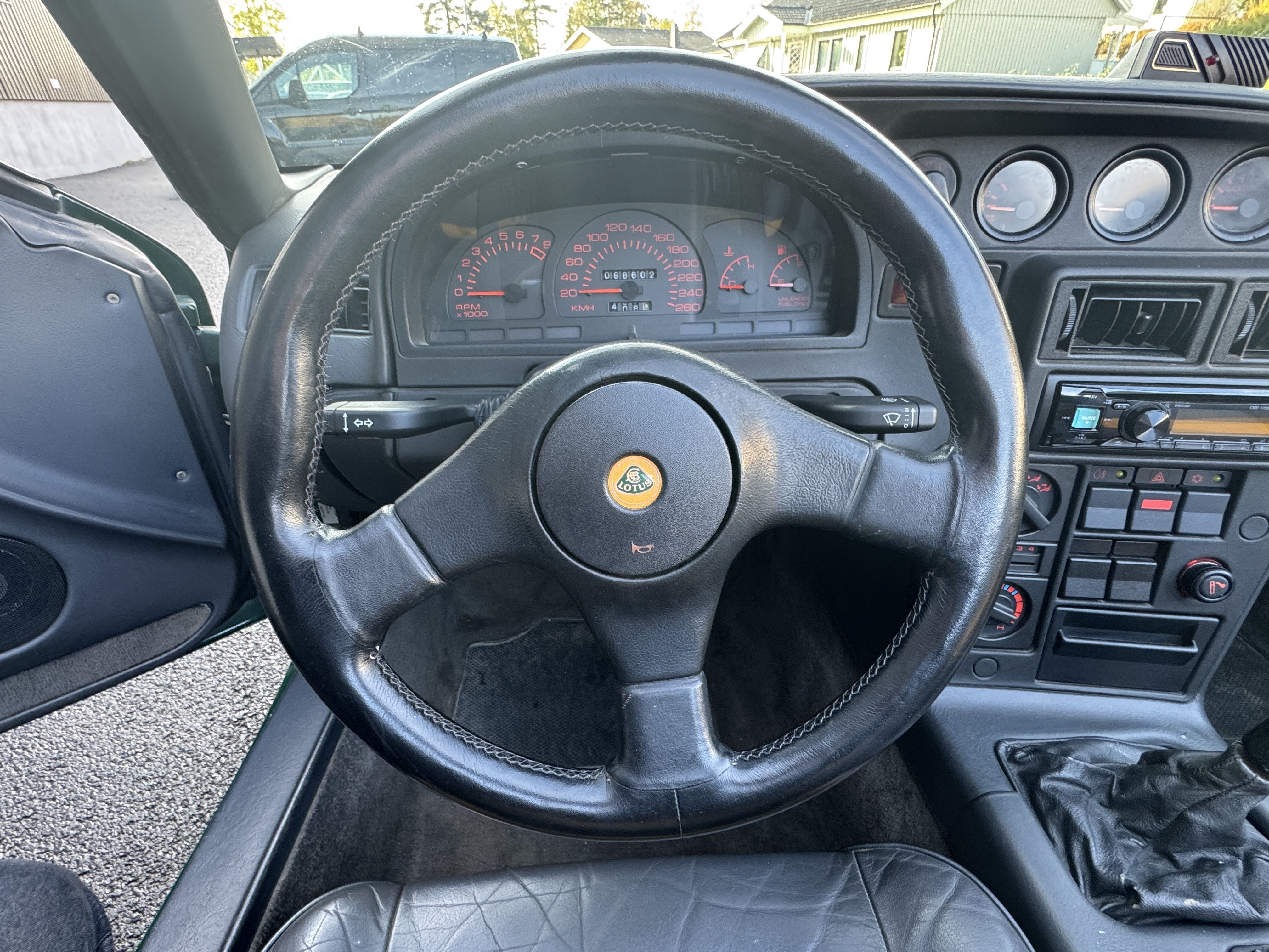 Vehicle Image 22