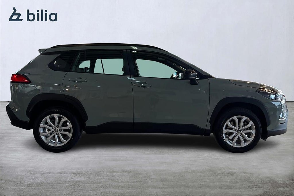 Vehicle Image 16