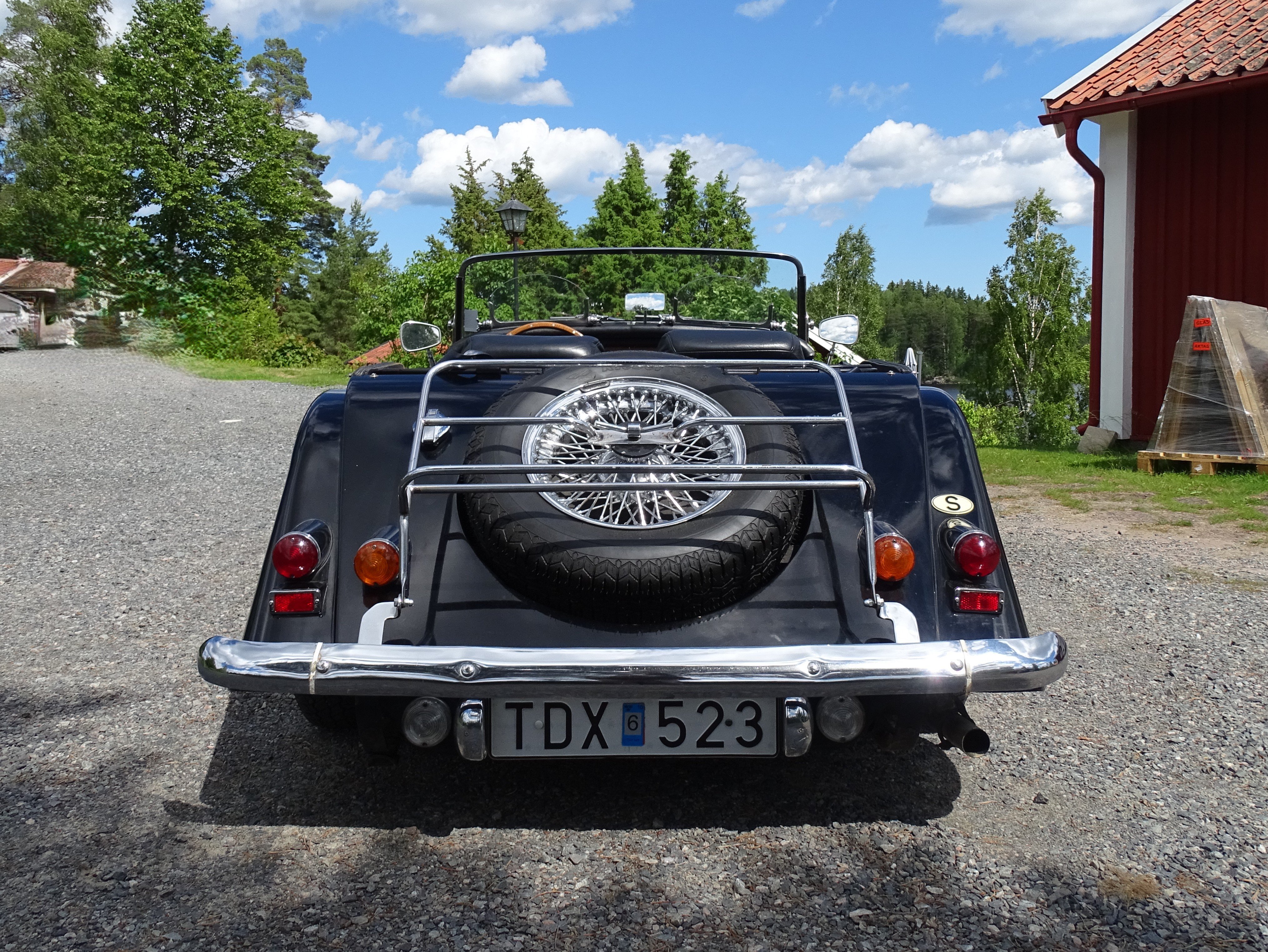 Vehicle Image 24