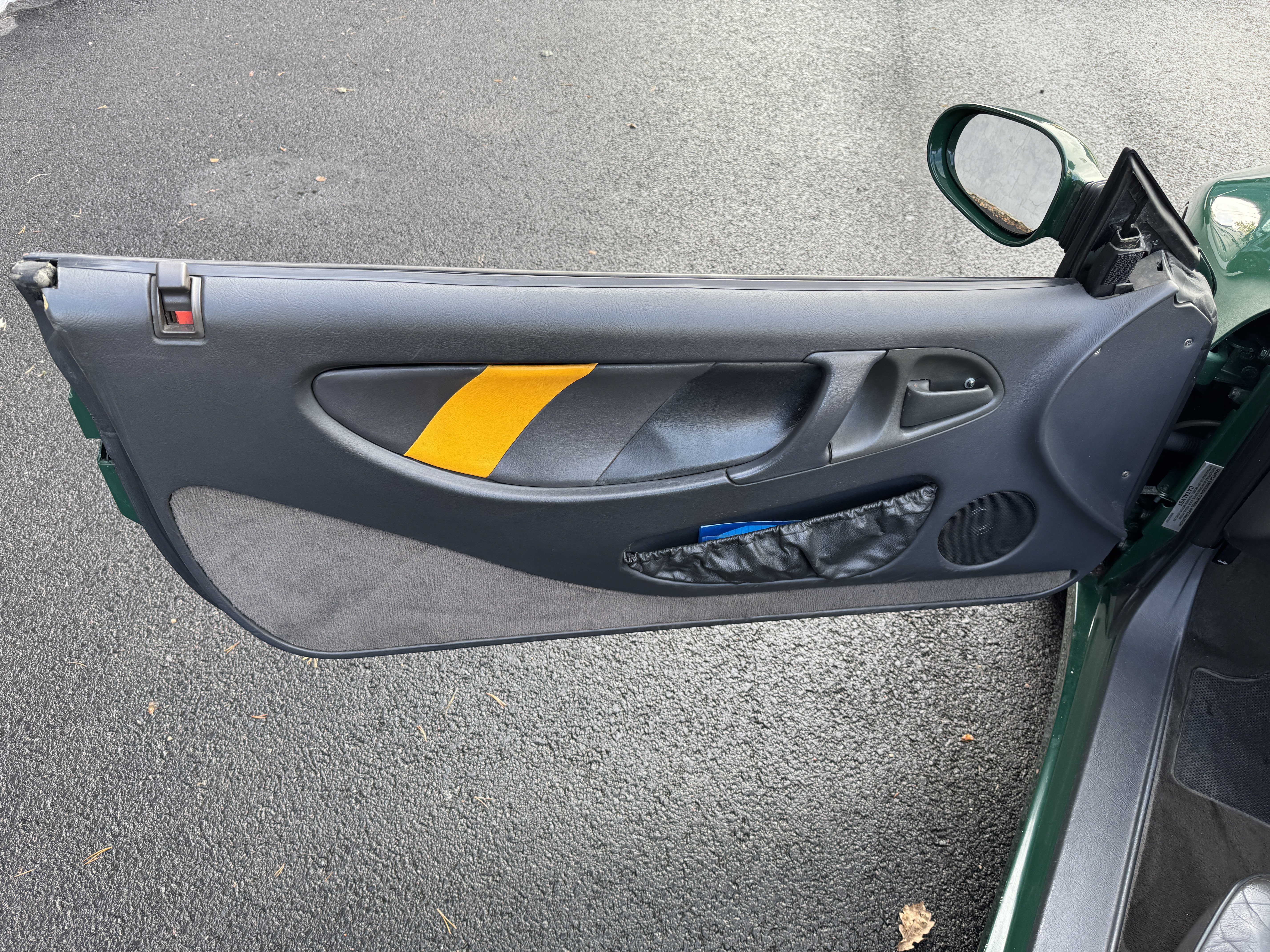 Vehicle Image 35