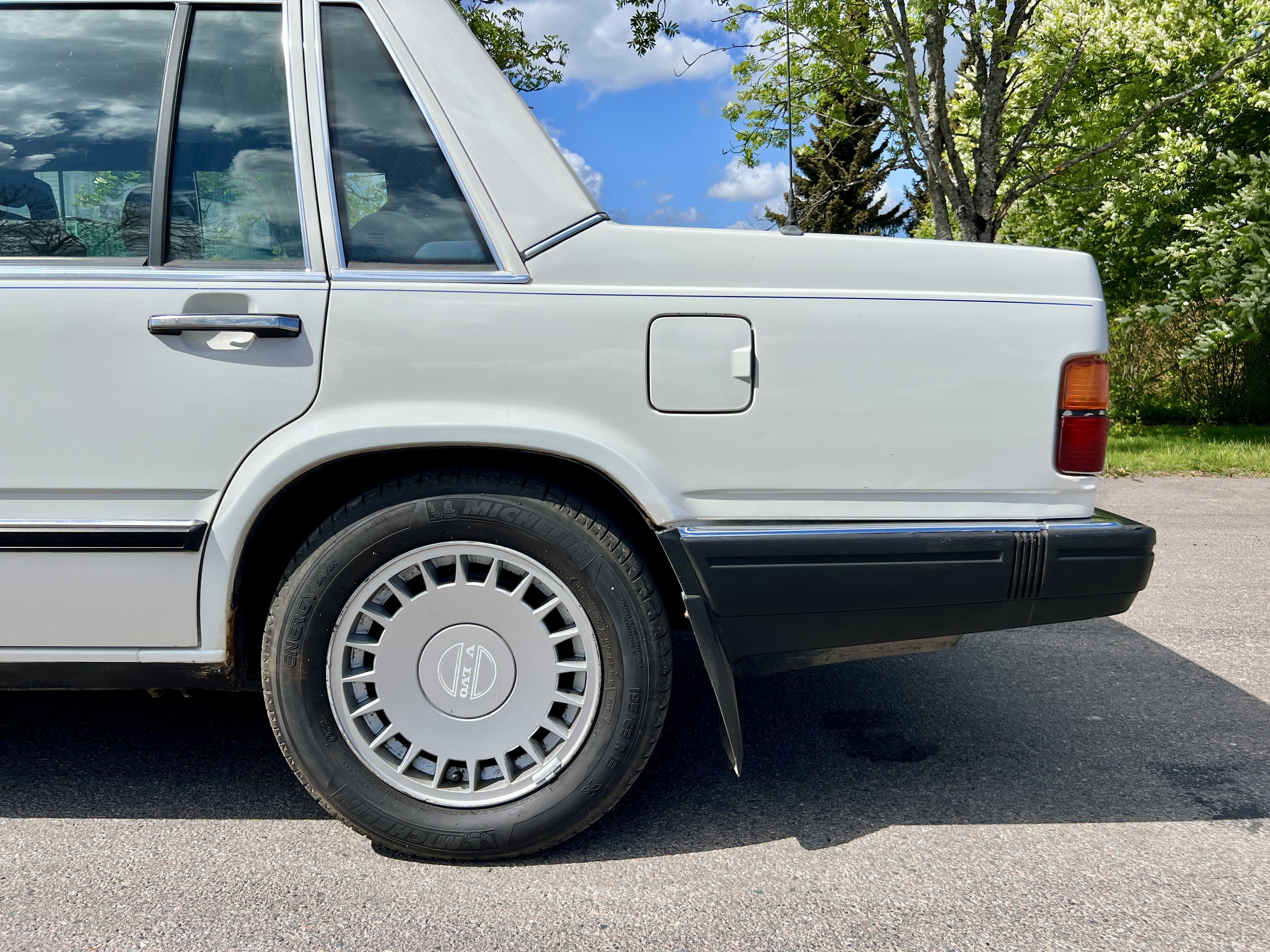 Vehicle Image 80