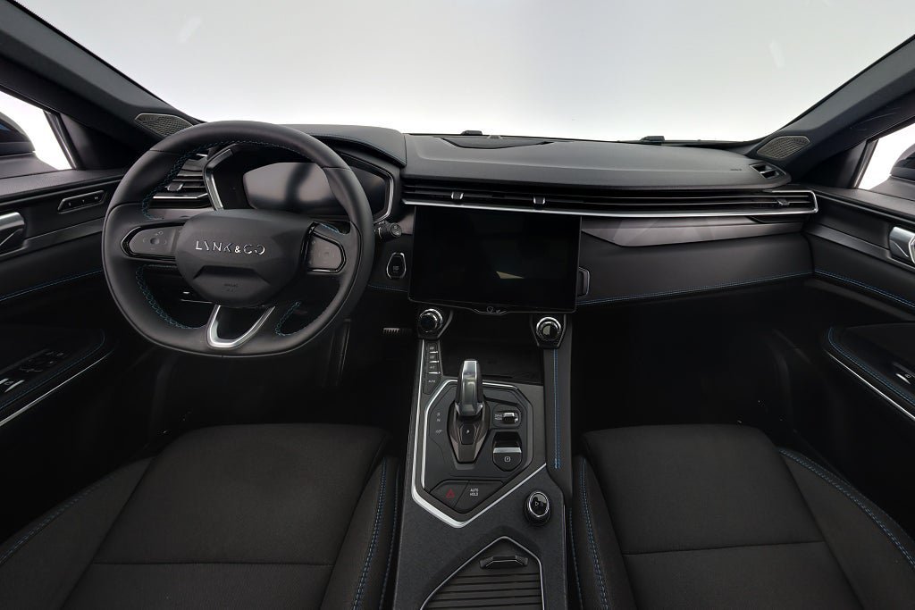 Vehicle Image 13
