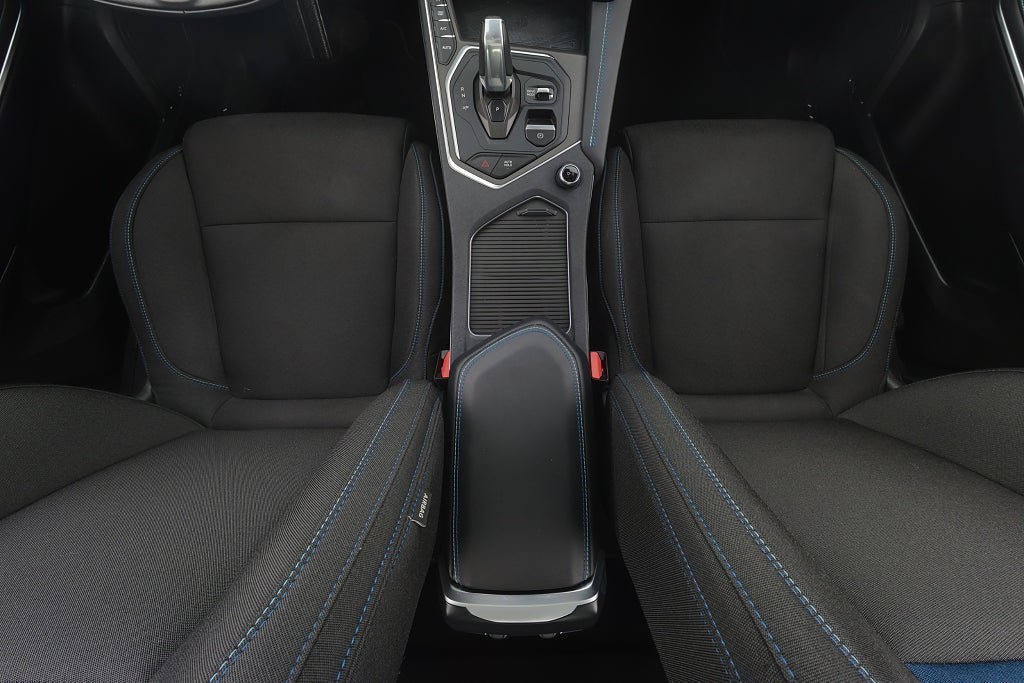 Vehicle Image 15