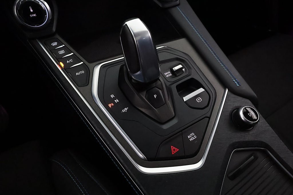 Vehicle Image 24