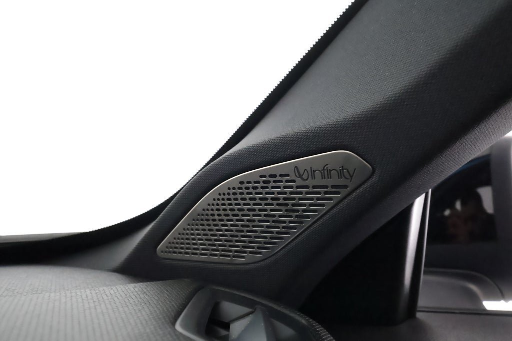 Vehicle Image 24