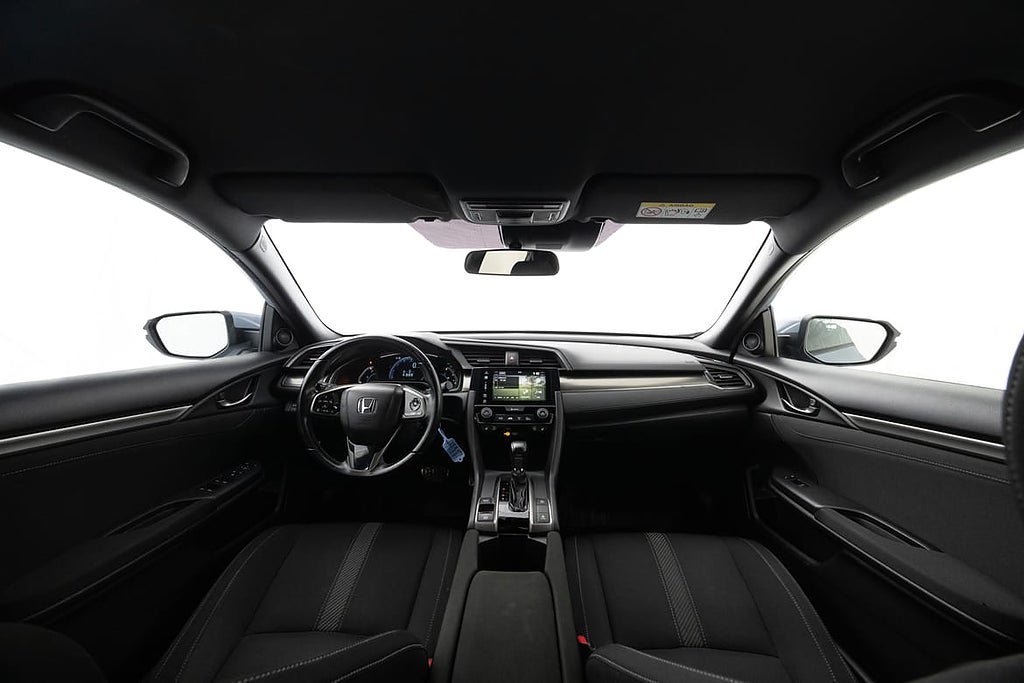 Vehicle Image 13